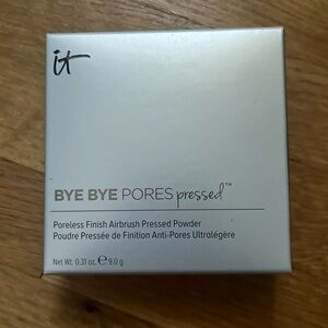 IT Cosmetics Pressed Powder Bye Bye Pores - Translucent
